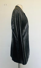 Load image into Gallery viewer, Vintage 80s super soft black leather blazer SM