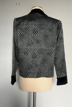 Load image into Gallery viewer, 1940’s Rare Blue velvet and Bow women’s Tuxedo jacket. XS S