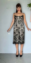 Load image into Gallery viewer, Vintage classic lace midi dress - size S M