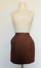 Load image into Gallery viewer, Reworked vtg 70s designer Evan Picone gingham mod skirt small
