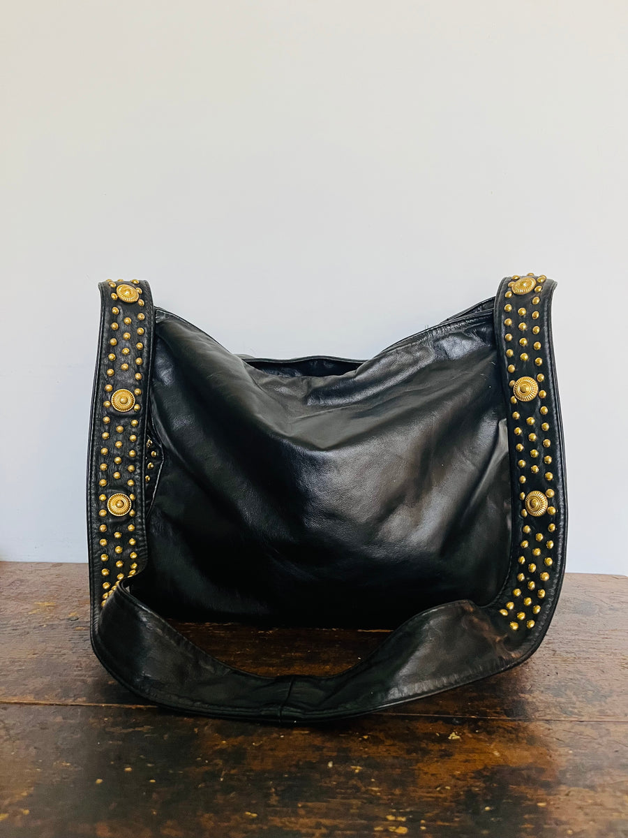 バッグ 90s vintage leather messenger bag black 67C593A3-32D4-4BD2-9905-