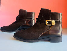 Load image into Gallery viewer, Calf hair black leather booties - size 7.5