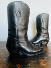 Load image into Gallery viewer, Vintage 70s black leather western heels. Size 7 Mens 8.5 womens