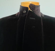 Load image into Gallery viewer, Tom Ford Mens Brown Velvet blazer sz 48R