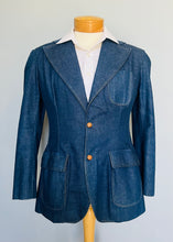 Load image into Gallery viewer, Hand made vintage 70s Mens Denim blazer Small