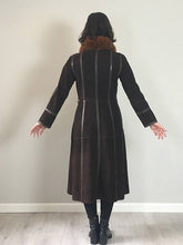Load image into Gallery viewer, Fabulous 70's brown sheepskin leather coat small
