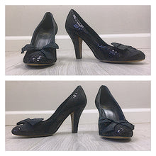 Load image into Gallery viewer, Vintage 90s Moschino sequin bow Heels  SIZE 7-7.5 US