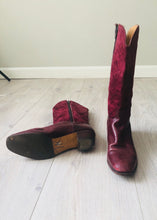 Load image into Gallery viewer, Vintage 80s Ferragamo designer quilted leather mahagony boots size 5us