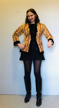 Load image into Gallery viewer, Vintage 70s quilted faux fur interior leopard toggle Asian jacket small