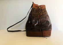 Load image into Gallery viewer, Vintage 70s brown leather snakeskin satchel cross body purse