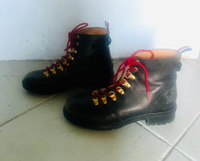 Load image into Gallery viewer, Leather Navy Blue french hiking boots.  Size 8 US
