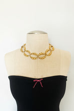Load image into Gallery viewer, Vintage 80s Oval link chain necklace
