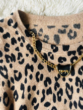 Load image into Gallery viewer, Knit cashmere cheetah sweater  S - M
