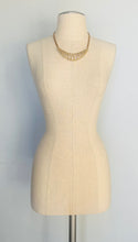 Load image into Gallery viewer, Vintage 50s Artdeco reworked necklace

