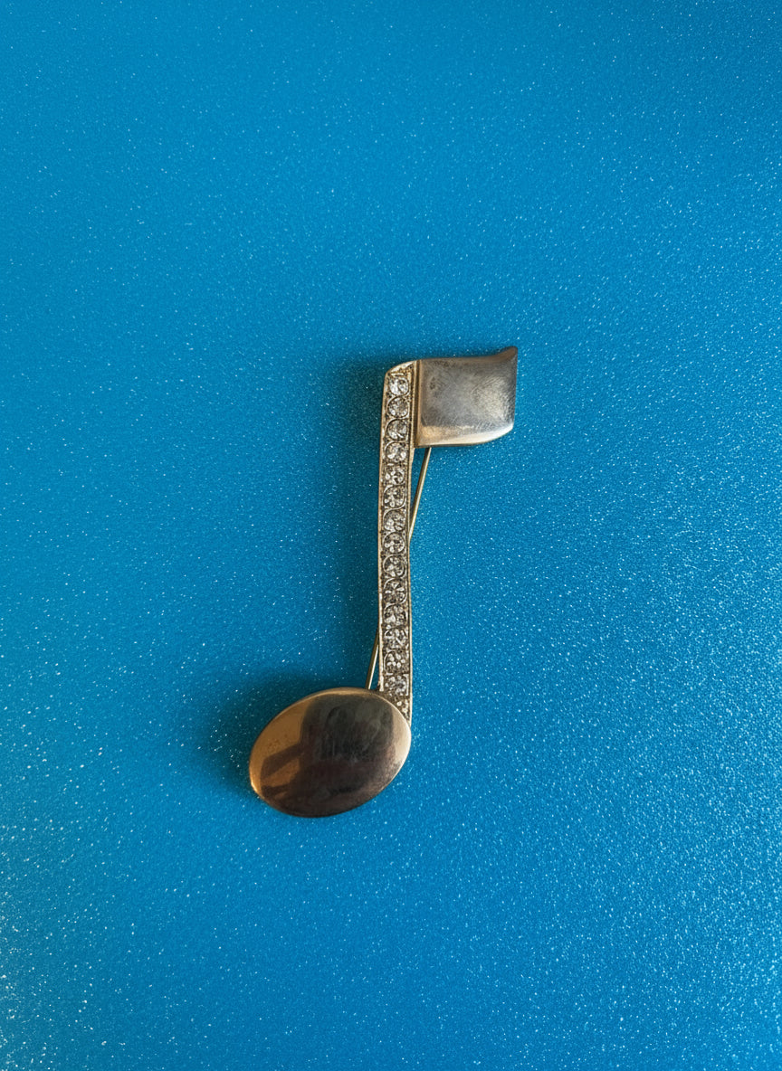 Vintage 70s gold music note Pin