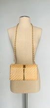 Load image into Gallery viewer, Vintage 60s Lacquered basket weave clutch/cross body purse
