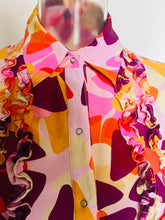 Load image into Gallery viewer, Rare 70s vintage Psychedelic ruffled bls - XS - Petite
