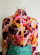 Load image into Gallery viewer, Rare 70s vintage Psychedelic ruffled bls - XS - Petite
