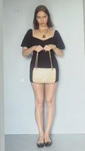 Load image into Gallery viewer, Vintage 80s Beige leather quilted purse

