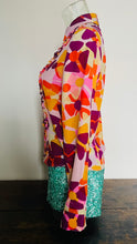 Load image into Gallery viewer, Rare 70s vintage Psychedelic ruffled bls - XS - Petite
