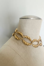 Load image into Gallery viewer, Vintage 80s Oval link chain necklace
