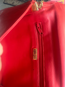 Vintage 70s classic red leather cross body purse clutch