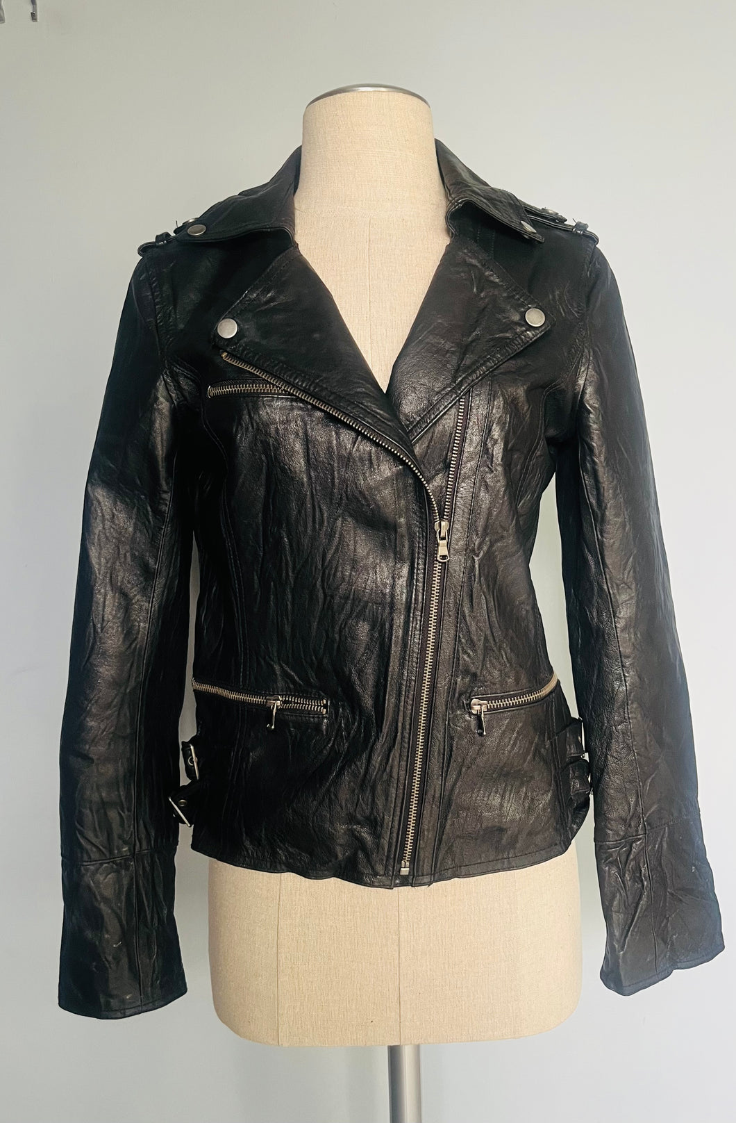 Women’s black leather Motorcycle Jacket -  S