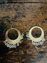 Load image into Gallery viewer, Vintage gold dangle earrings
