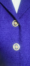 Load image into Gallery viewer, Vintage 90s purple boucle military jacket - Small
