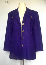 Load image into Gallery viewer, Vintage 90s purple boucle military jacket - Small
