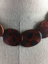 Load image into Gallery viewer, Mod 60s beaded Leopard lucite necklace
