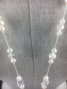 Vintage 70s Pearl tie necklace