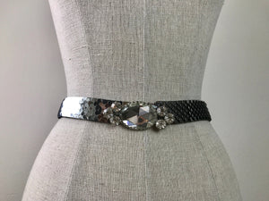 Gorgeous 70s Chrystal stretch Metal belt  S  M