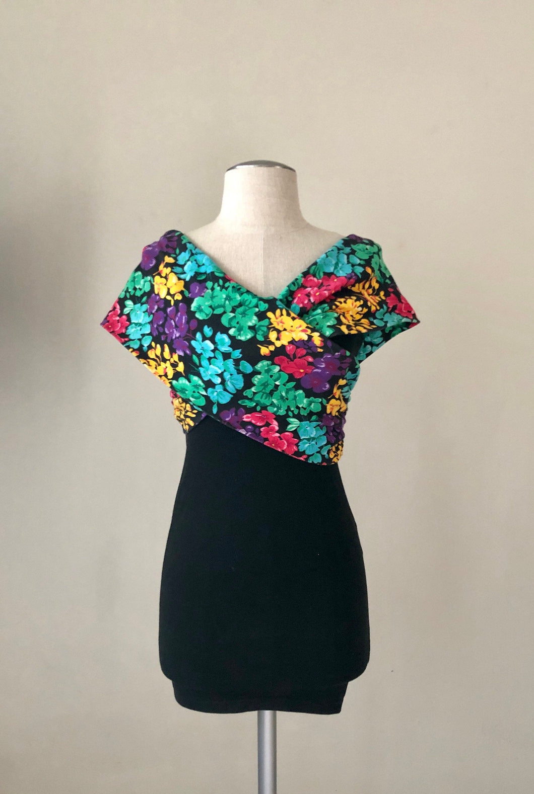 Vintage 80s stretch Off shoulder mini dress - XS Small Cherry Pick Vintage Vintage 80s stretch Off shoulder mini dress - XS Small Cherry Pick Vintage