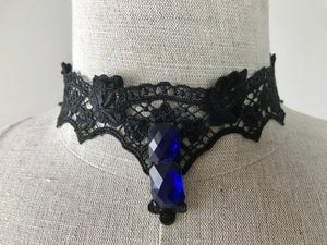 Vintage 80s Handmade goth lace choker necklace