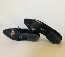 Load image into Gallery viewer, Vintage 80s black suede leather studded ESCADA Oxford shoes size 6US
