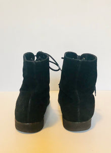 Vintage 80s lace up Ferregamo black suede sheepskin booties size 8 US