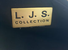 Load image into Gallery viewer, Vintage 90s Gold Leather Cross body purse
